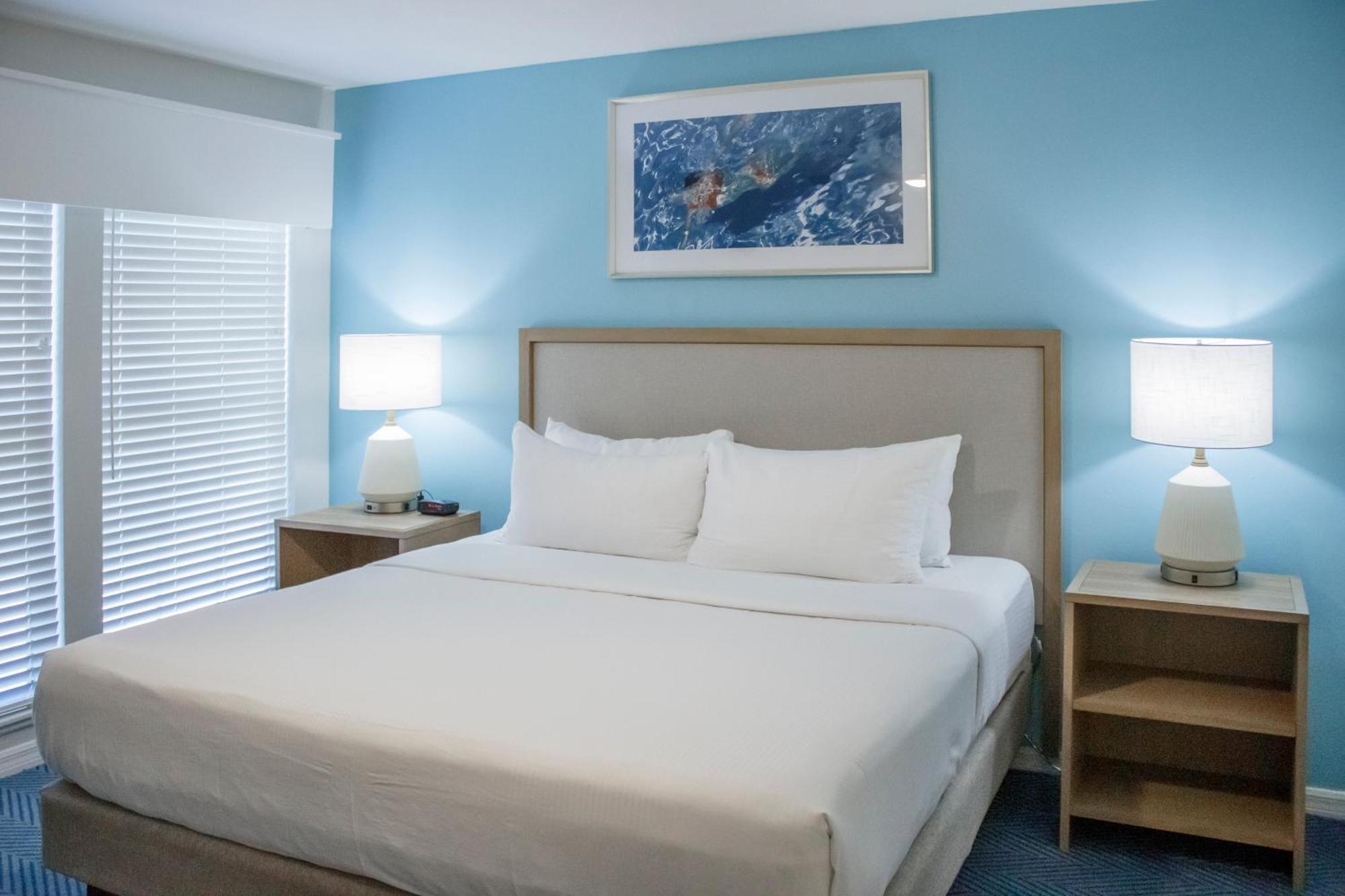 Barefoot'N Resort Kissimmee Orlando Celebration Room photo